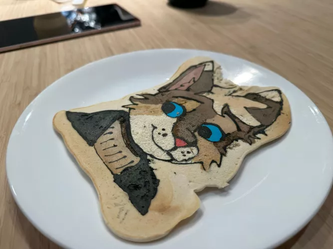 Drawn my fursona using pancake batter!