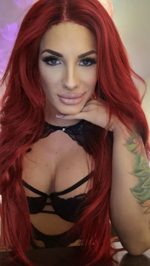 I hope Daddy has a treat for me 💦