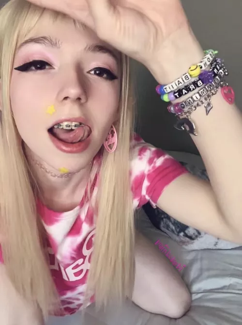 i like knowing my brackets make u throb 💕