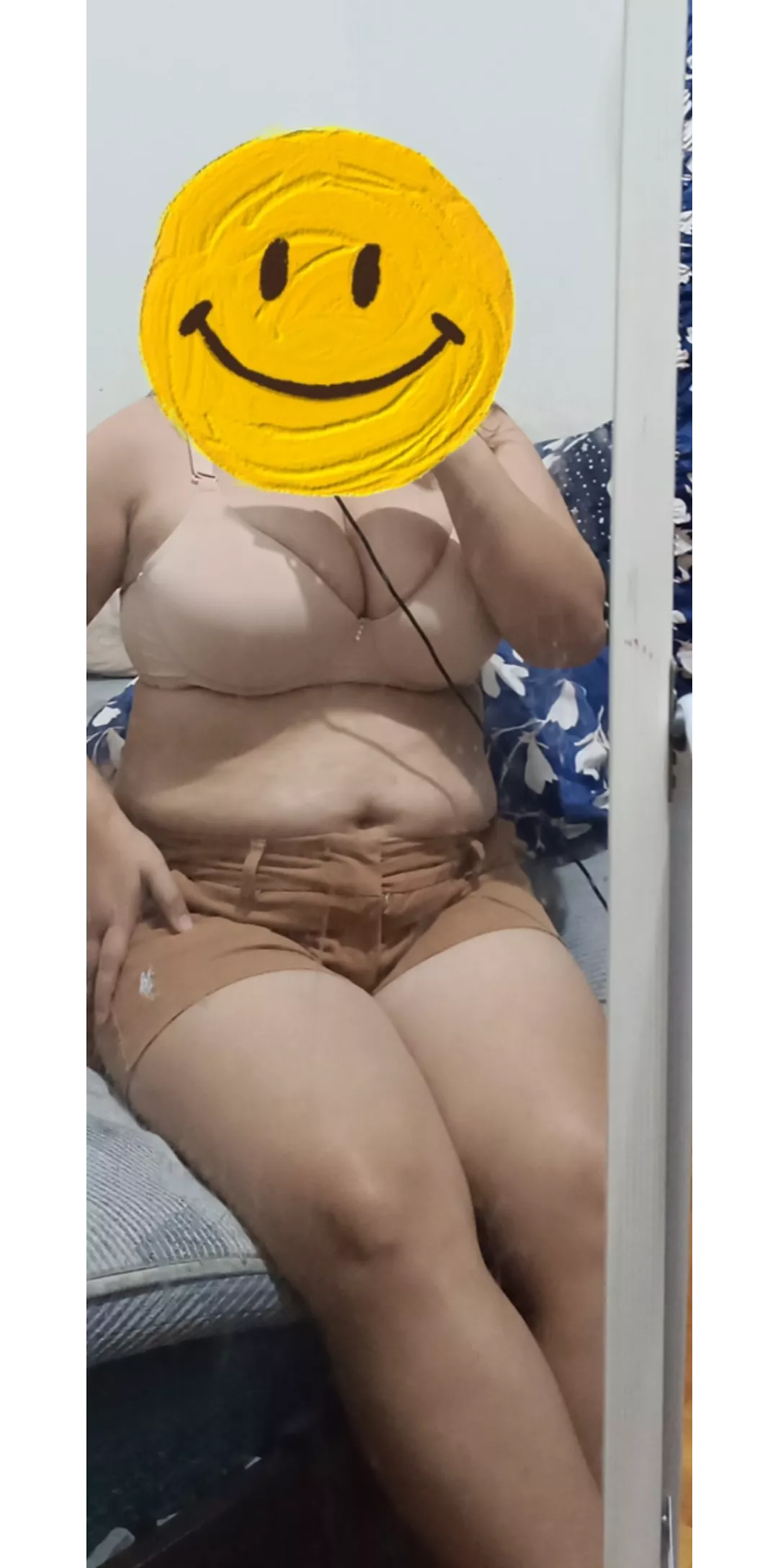 This mil(f) is clingy tonight