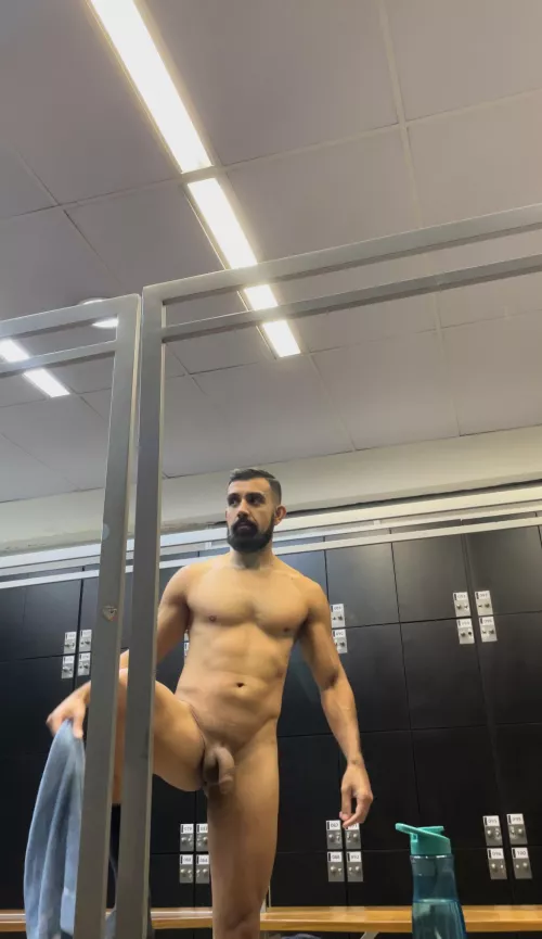 Waiting for a partner again 