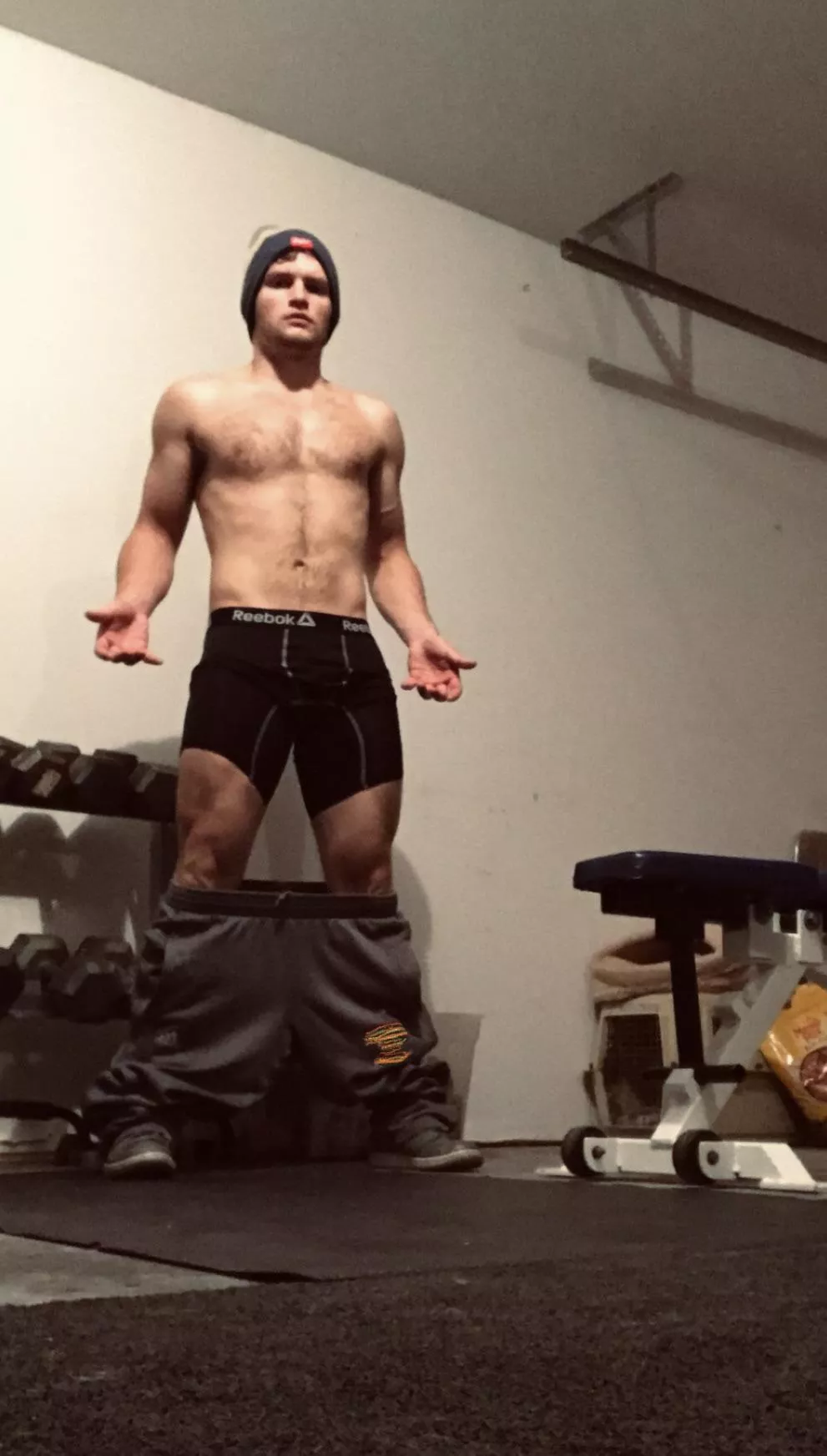 [25] Want to see what’s underneath?🍆🎥