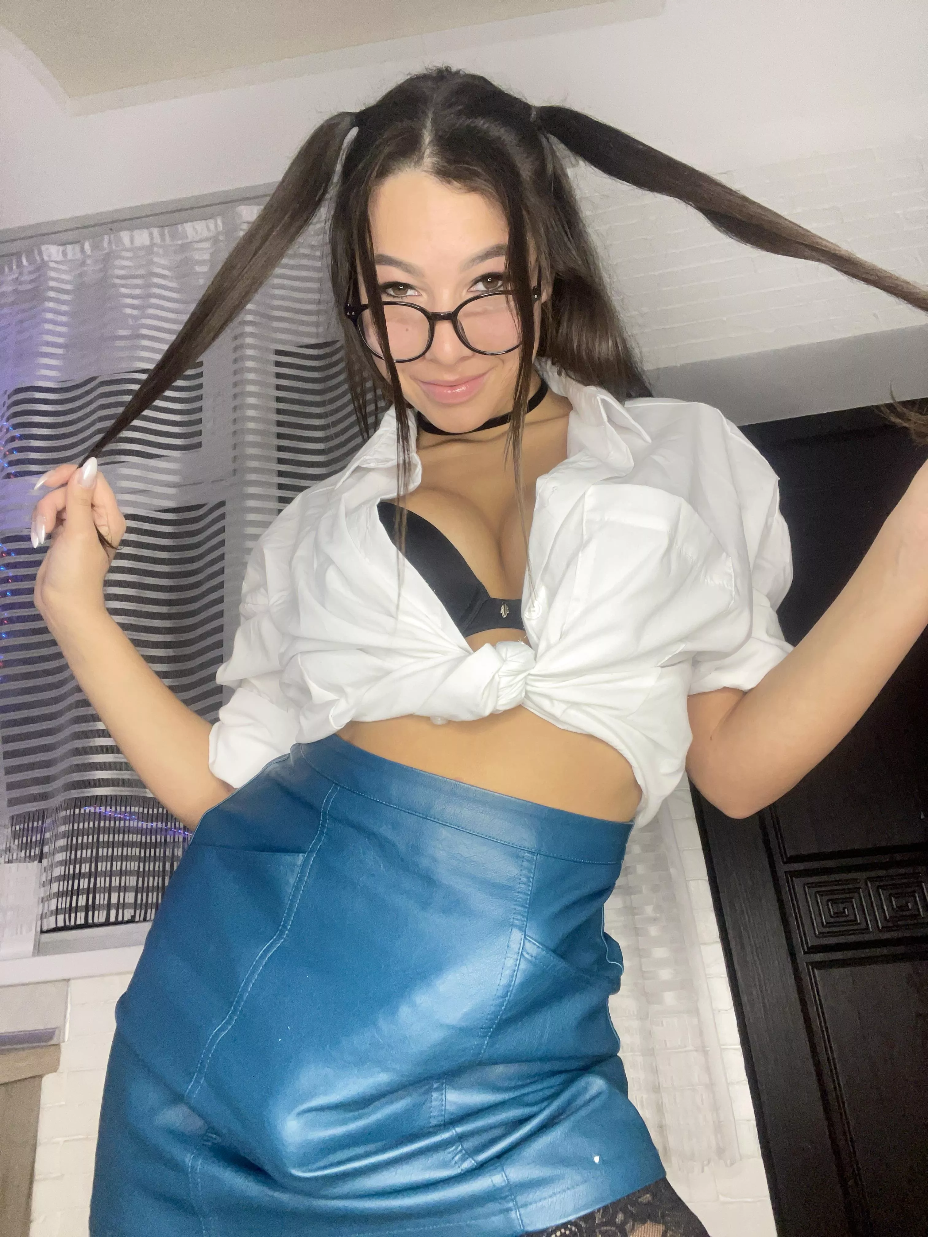 Can you guess my length by the shine on the skirt?