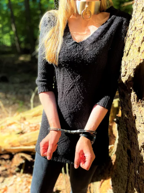 Hinged cuffs for my walk in the sun