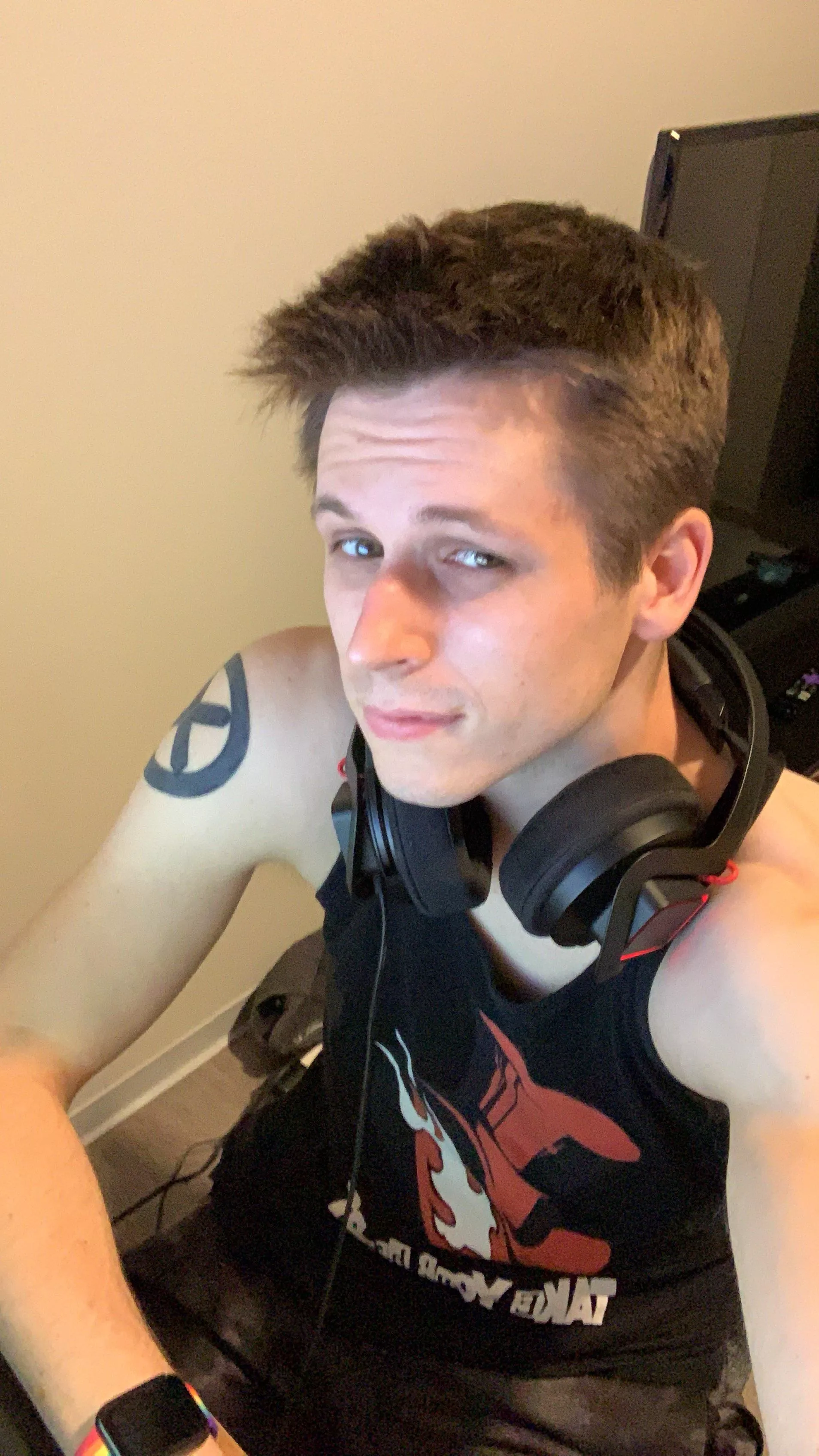 Its been a while since Ive felt confident enough to take some good selfies. I like how this one came out!