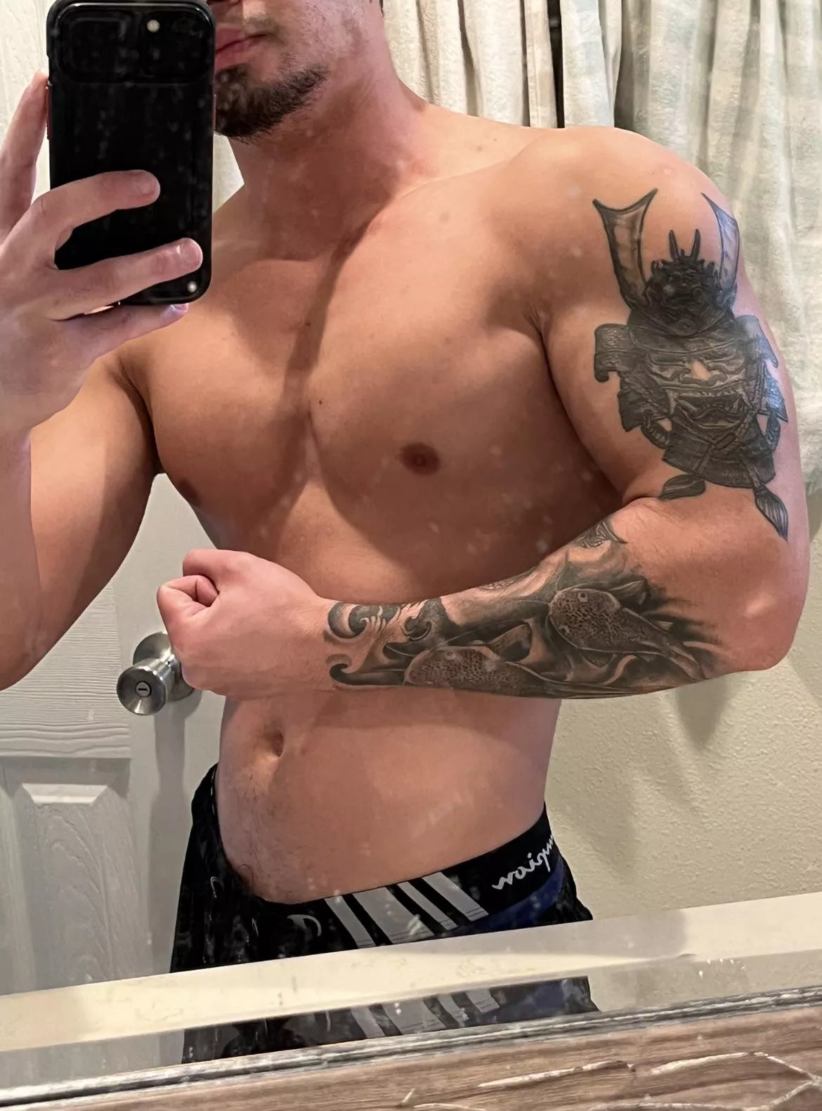 Just woke up with my forearms feeling pretty good ☺️