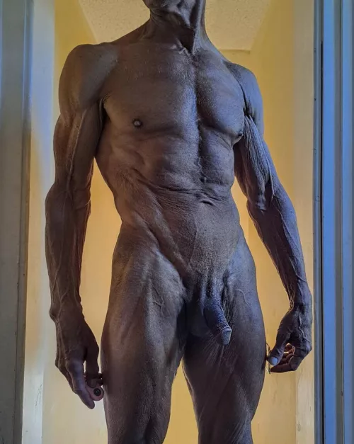 [M] 68, 5’11, 155.