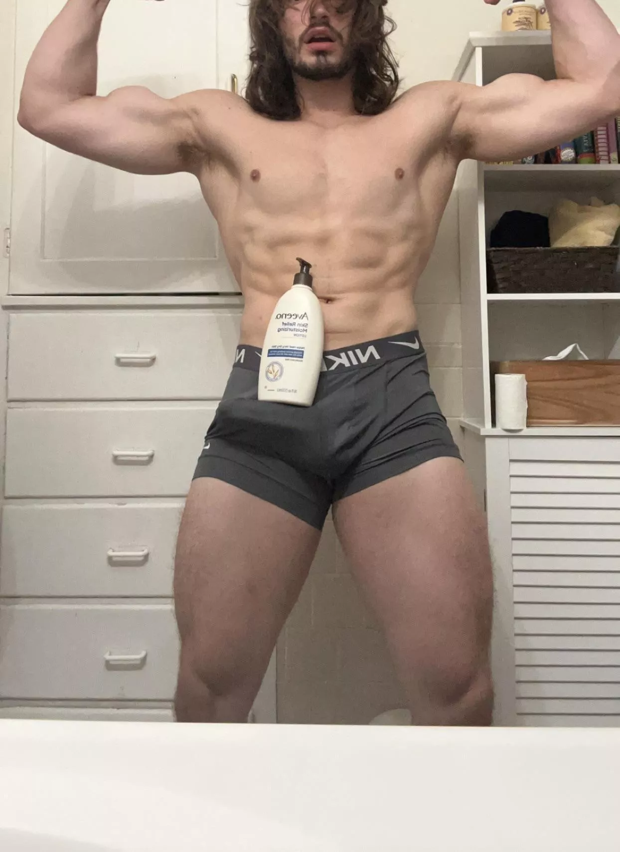 My legs always have been my strongest muscles… all three of em 😜😈