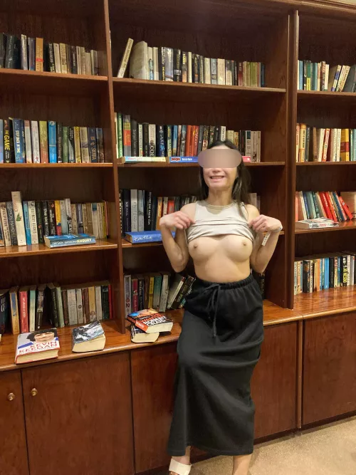 You into Geeky Asians to?