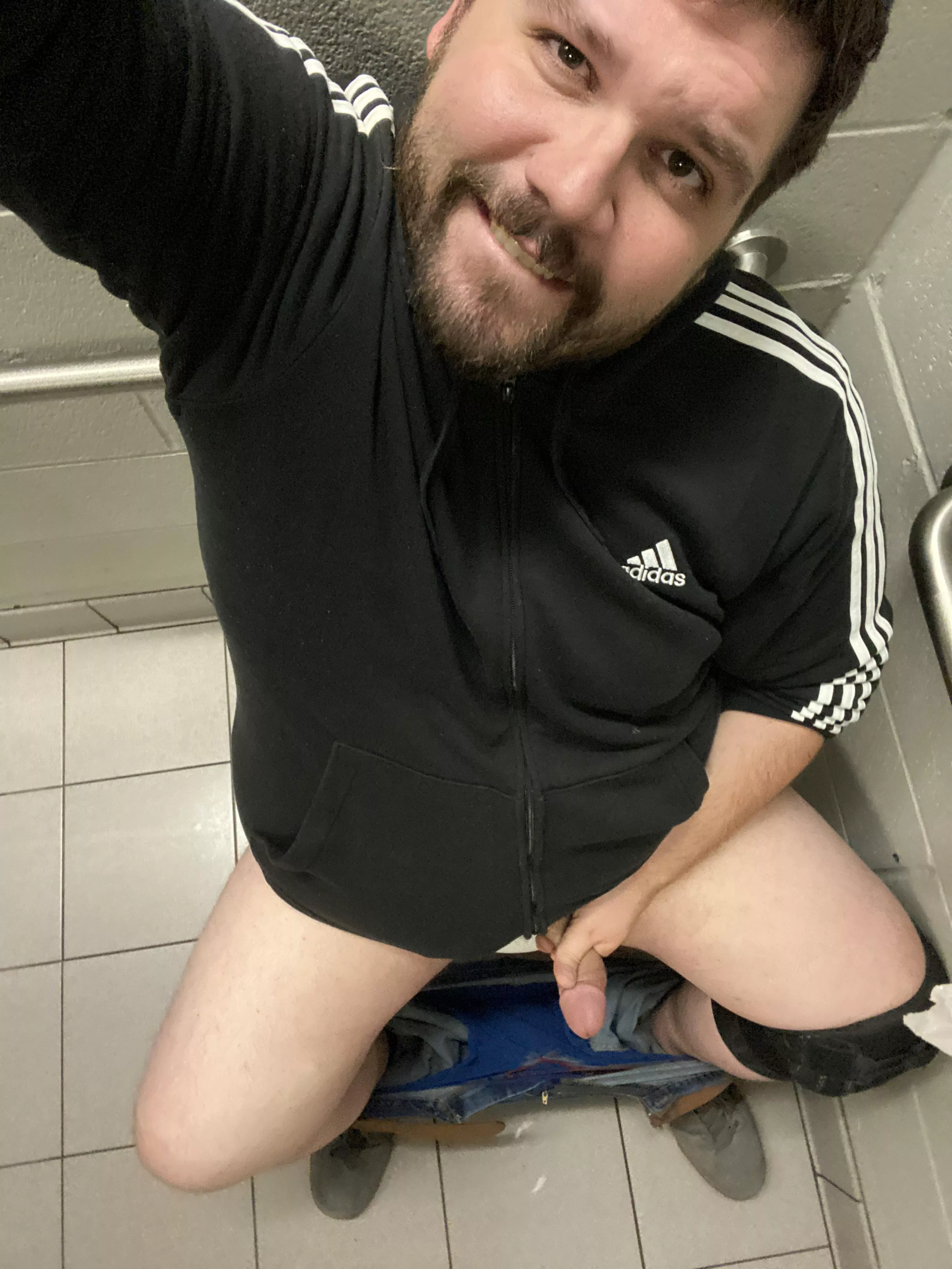 I left the stall door unlocked for you 😈 @bigdickgothboy1