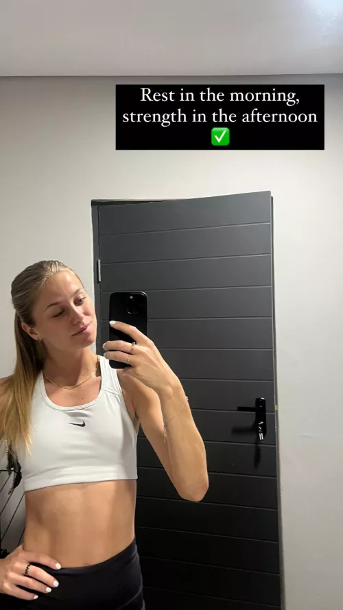 Julia Samuelsson - Swedish Runner 