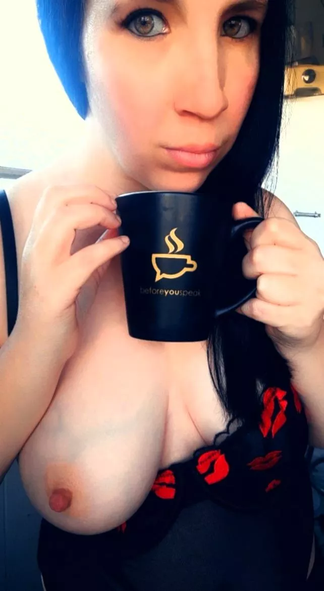 Let me finish my coffee before you speak. You can do anything else...just don't speak 😉😋