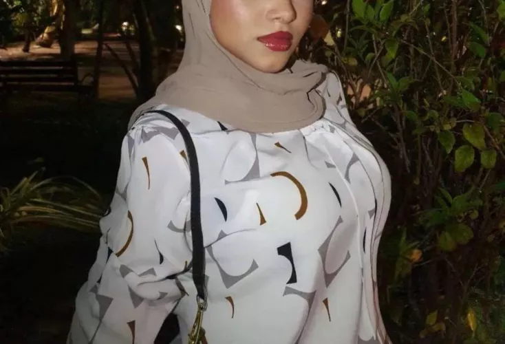 Not a massive Tits but Bra Line visible