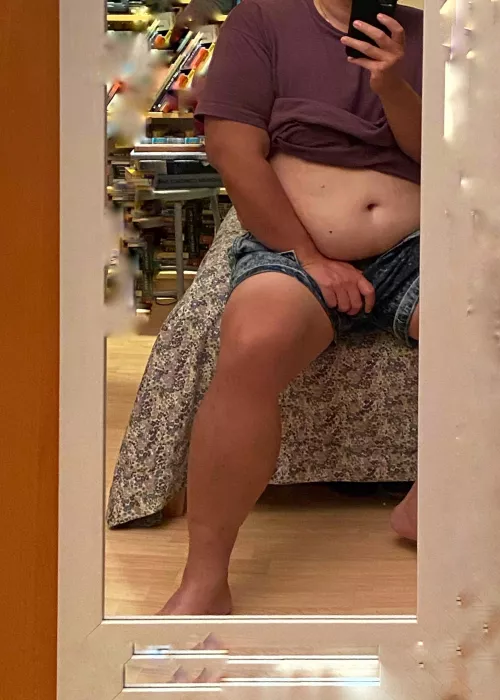 Shorts weather is here (but who doesn't love it when the shorts come off?)