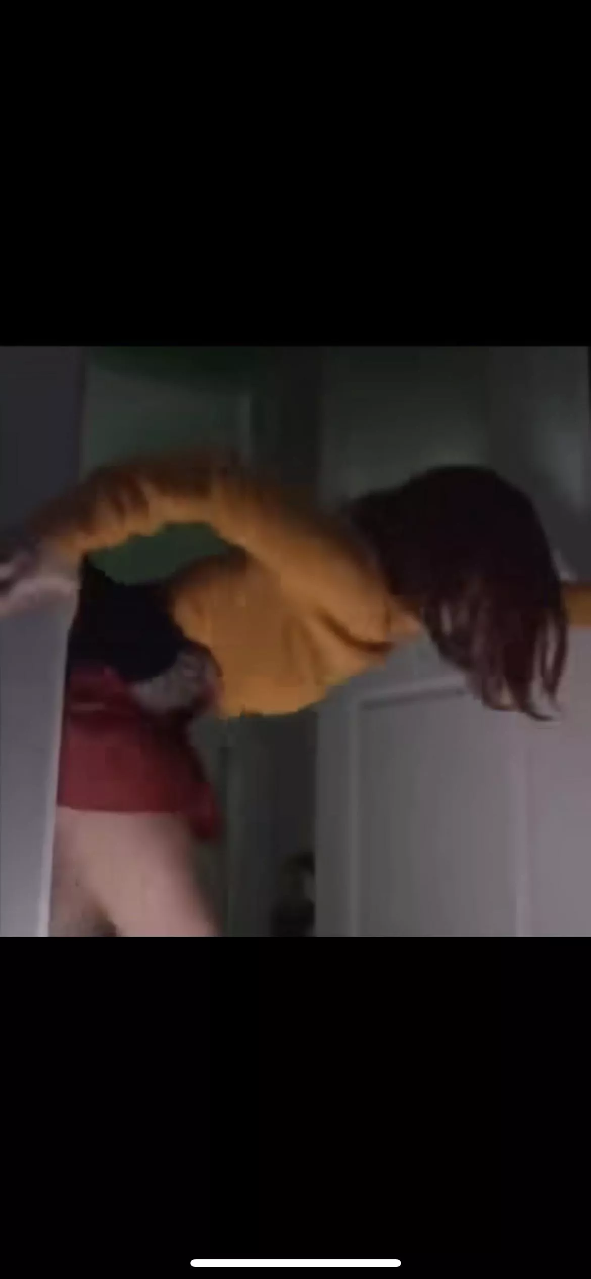 What’s her name and where can i find the full vid