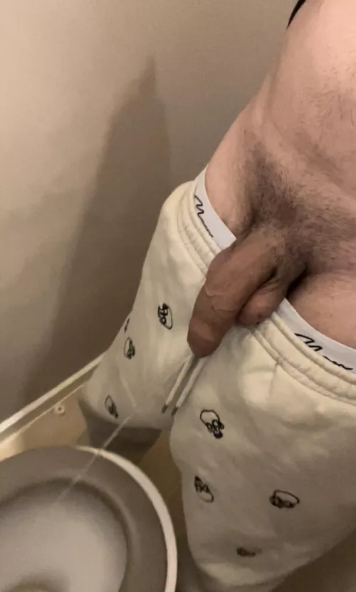 You like this pic from one of my many piss vids?👅💦Dms open😈