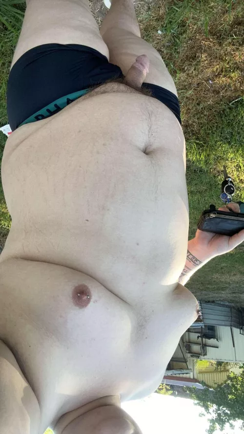 23 a virgin that needs attention hehe x