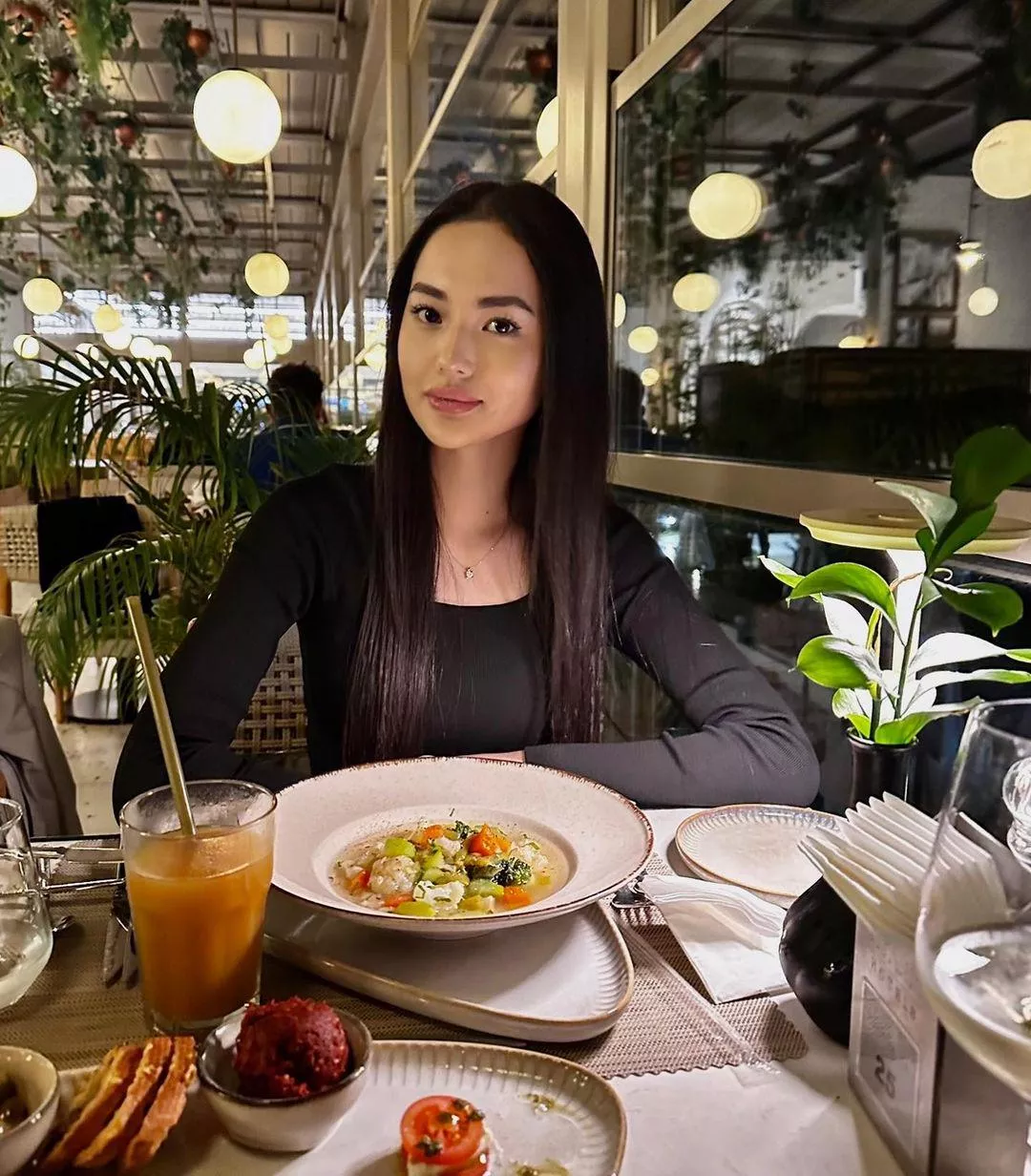 Beautiful Kyrgyz girl ...