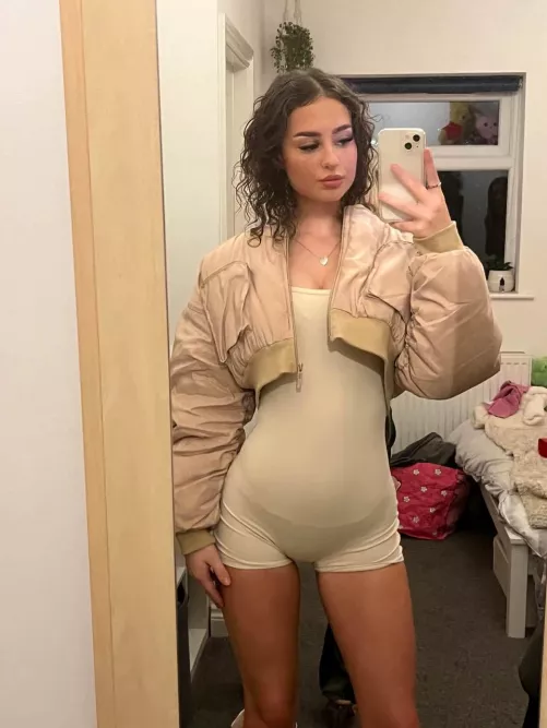 Do i look classy in this outfit?