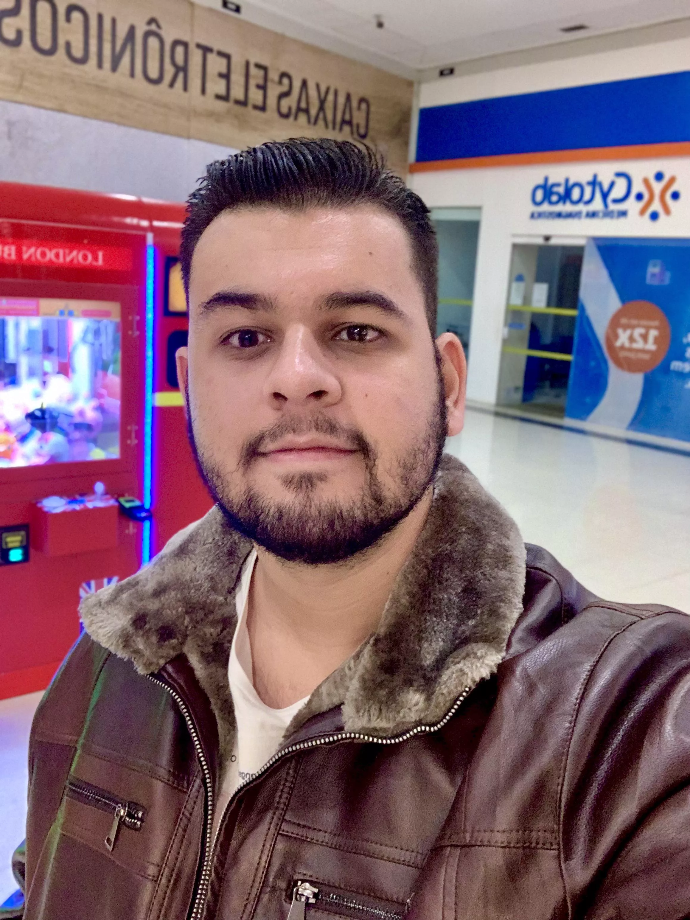 I would like to thank everyone here for being so nice to me and for all the messages I received. They made this guy sad and without friends very happy.