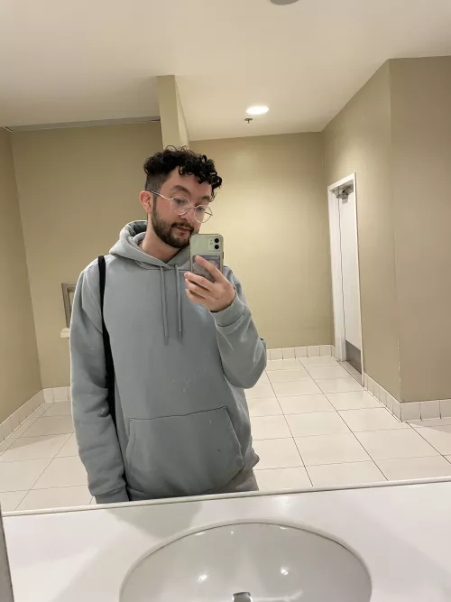 Who’s playing Fortnite??