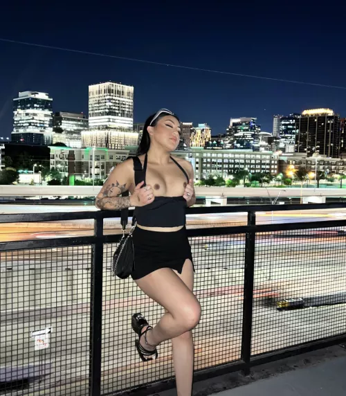 all the college boys love my tits