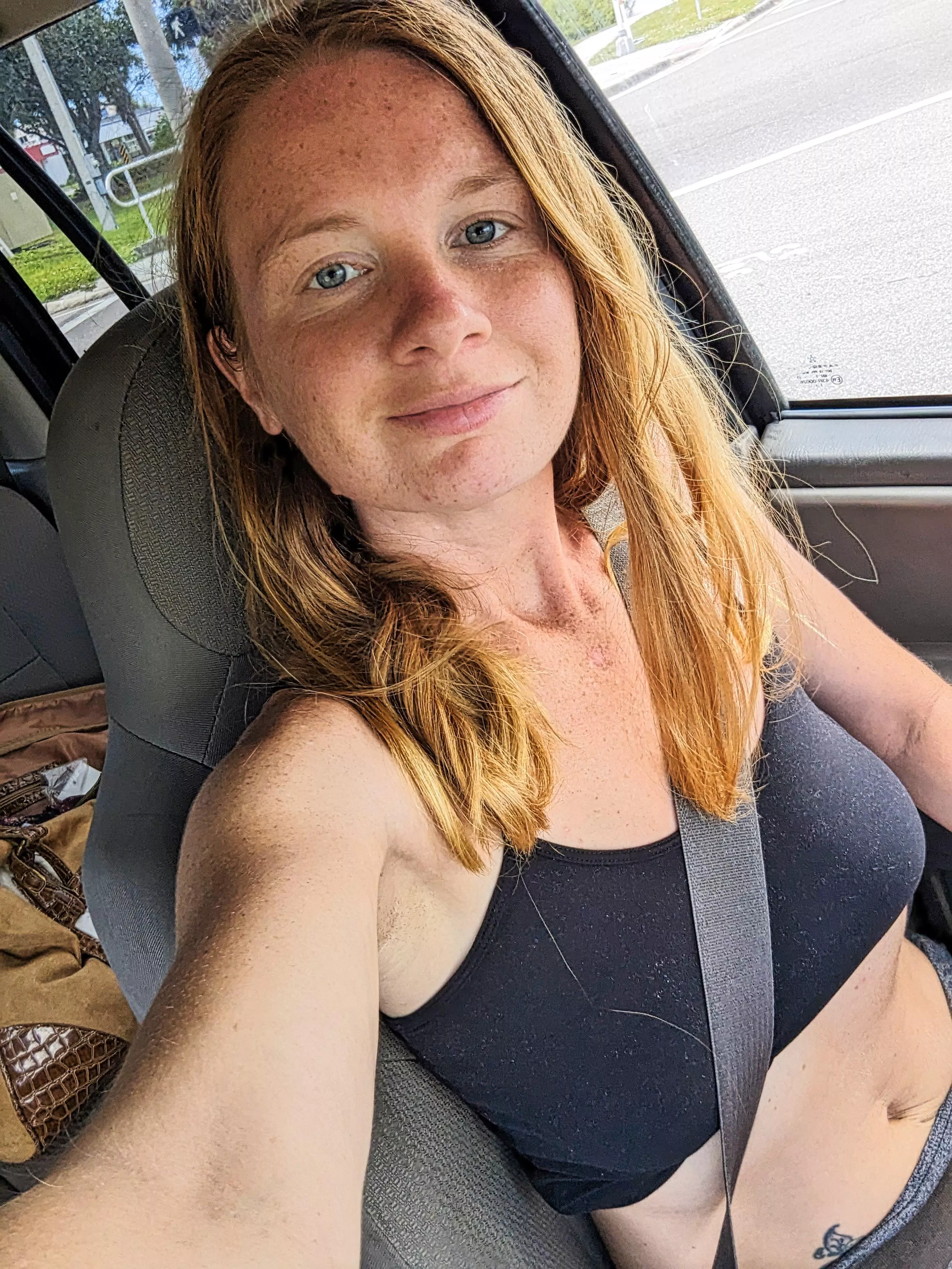 Ginger queen unleashed @redlilyrose19