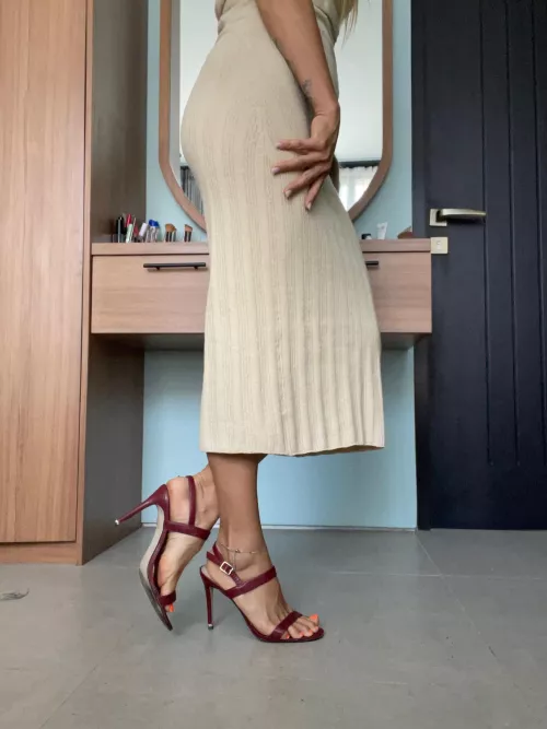 I’ll play with my legs only 