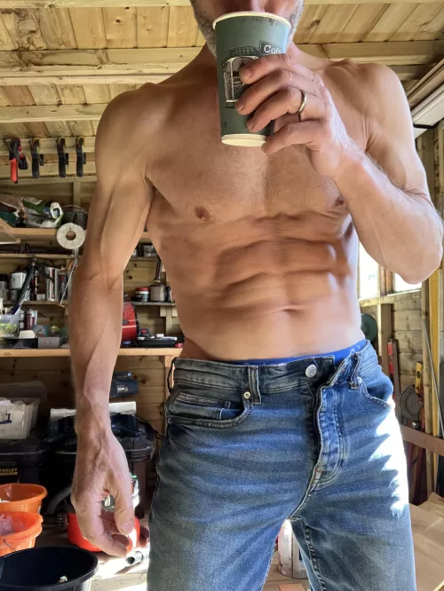 It’s hot in here 🥵should have got an ice coffee😋