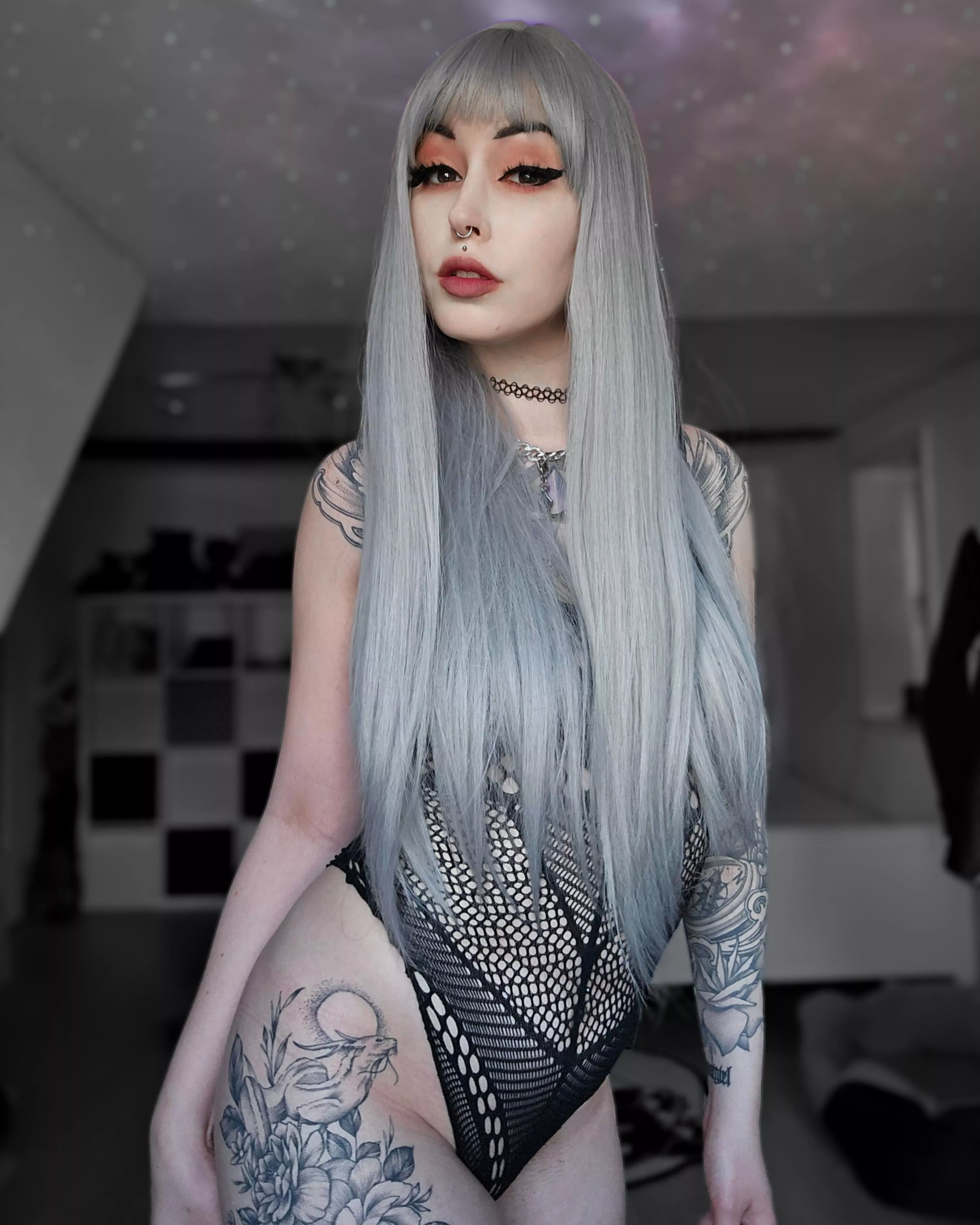 So in love with lace bodysuits 🖤