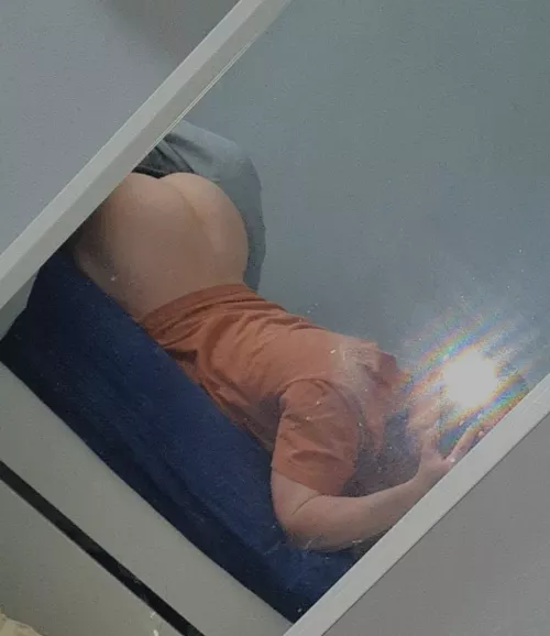 21 straight but my gf said i have a fat ass lol, is she right? 
