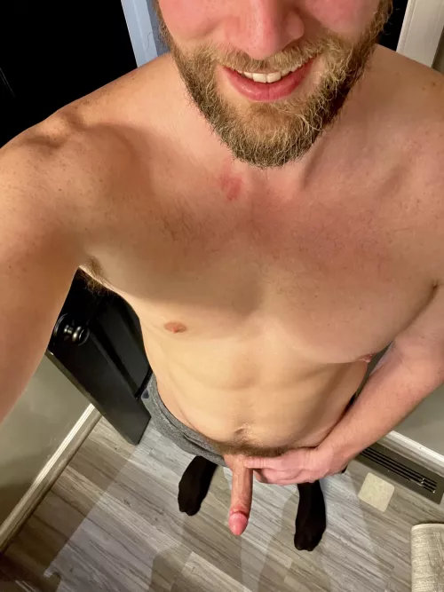 (33) 6’6 Dad Next Door