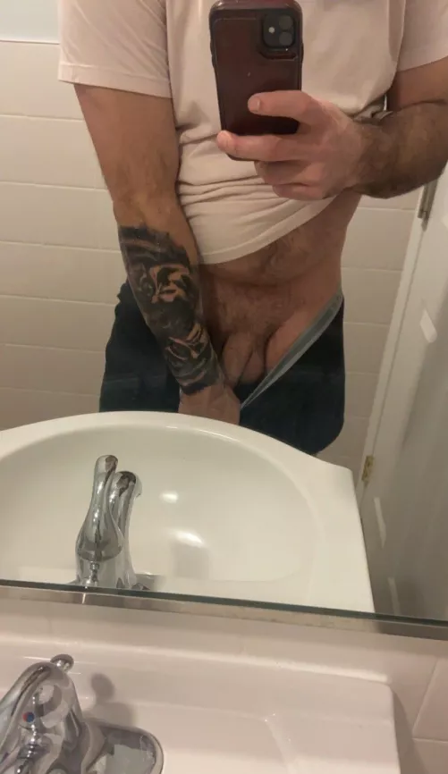 [42] Quick daddy flash for any horny little girl