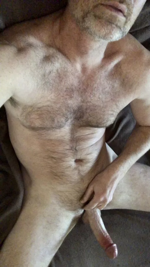 [45] Daddy is home alone. Come over? PM’s welcome