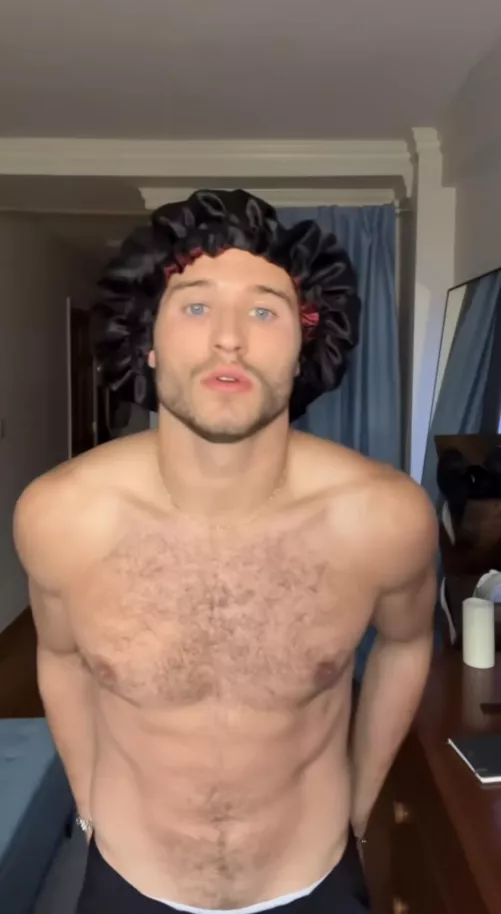 Christian BB23 blessing us on insta