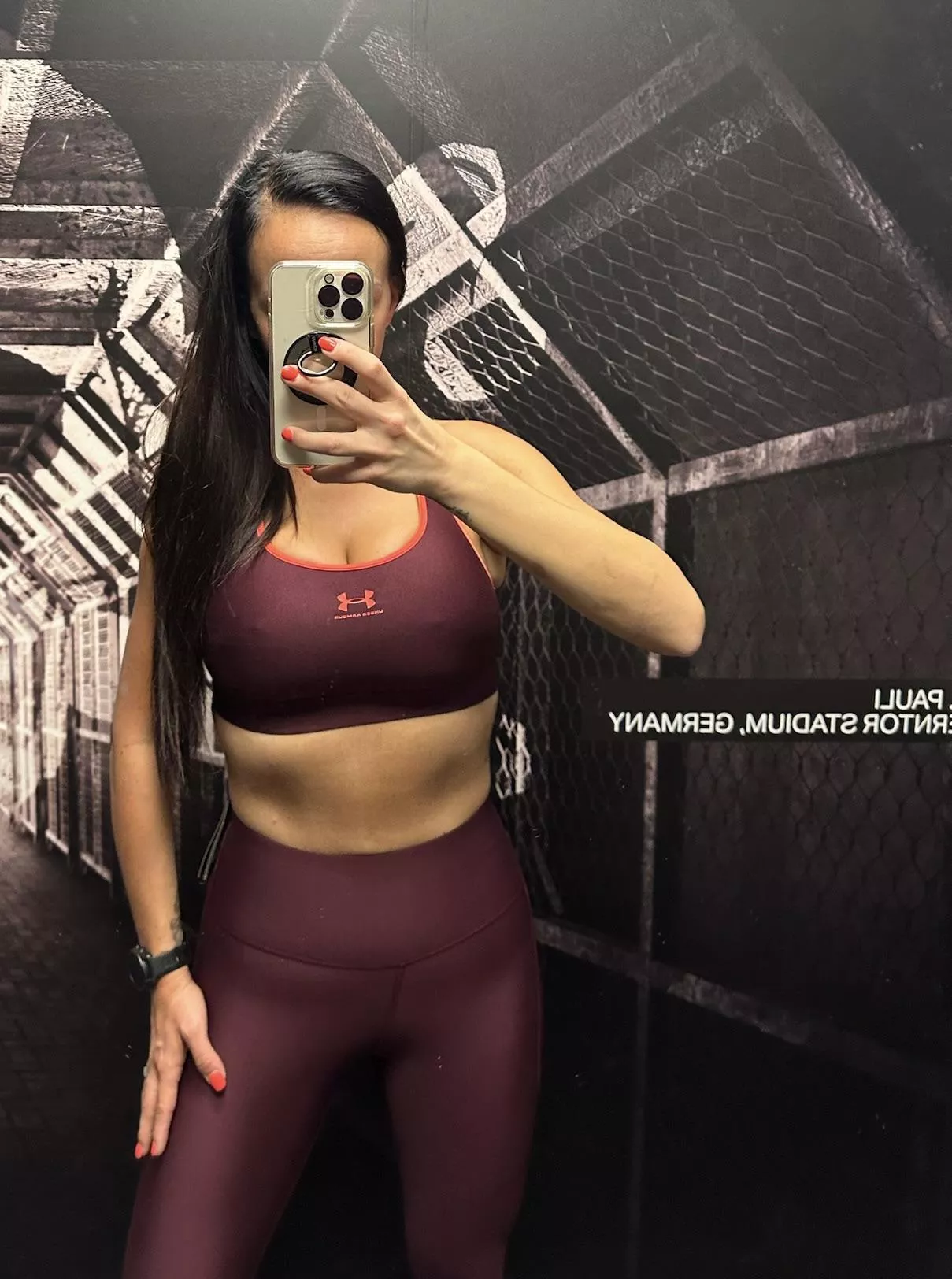 Come make me sweat sir (f)