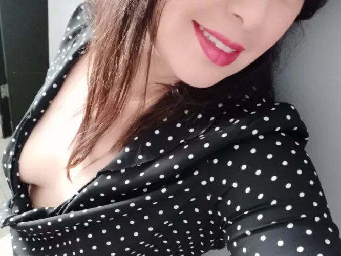 It's a braless kind of Monday today!