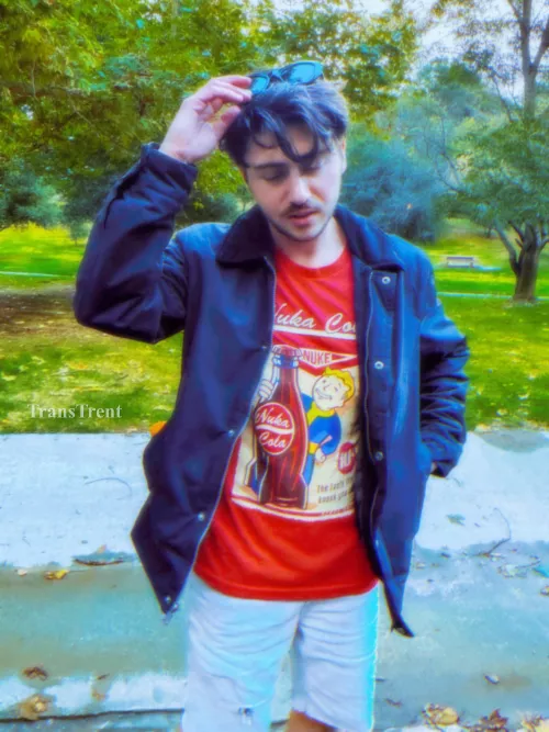 March 31st is trans day of visibility! So here I am a trans gaymer wearing my favorite fallout shirt