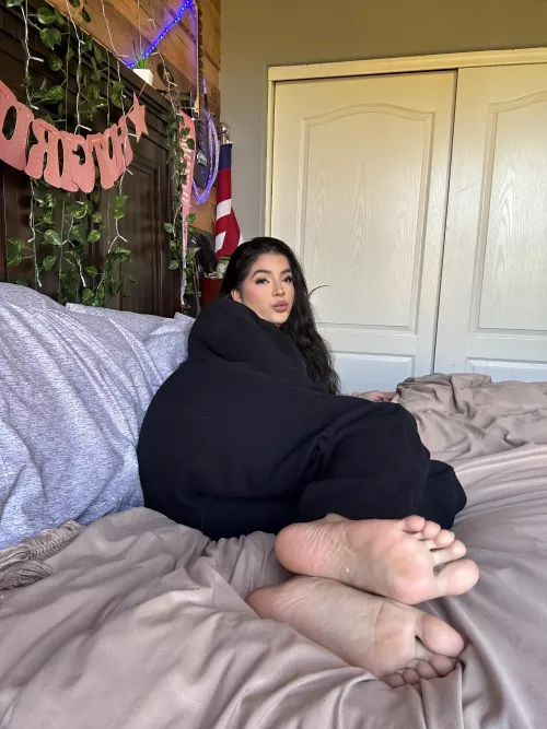 you can’t resist my soft smooth soles