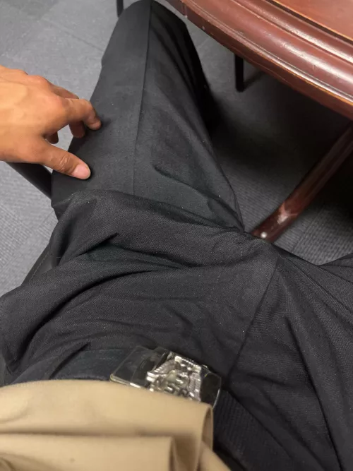 [24] Can you see it? Wonder who else did. Dm me