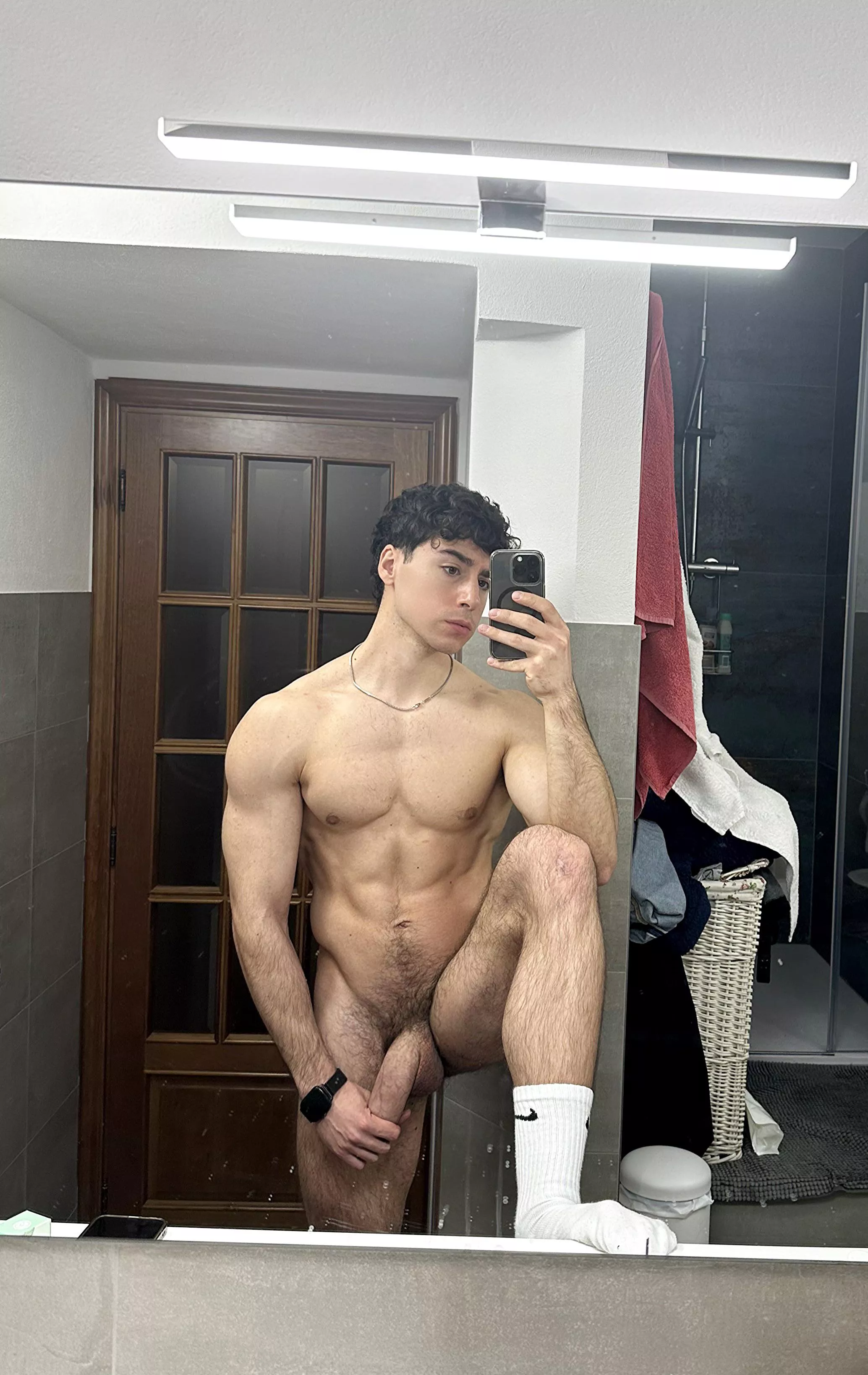 I like the bush but i feel like no guy will want it