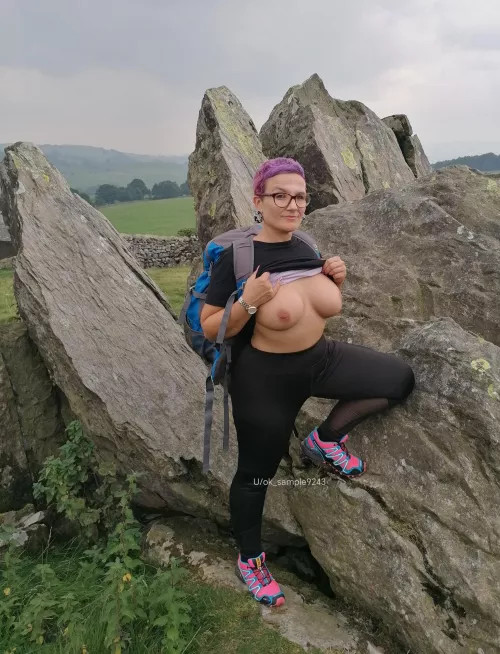 I'm not much of a climber xx 41 Female UK 5ft tall 