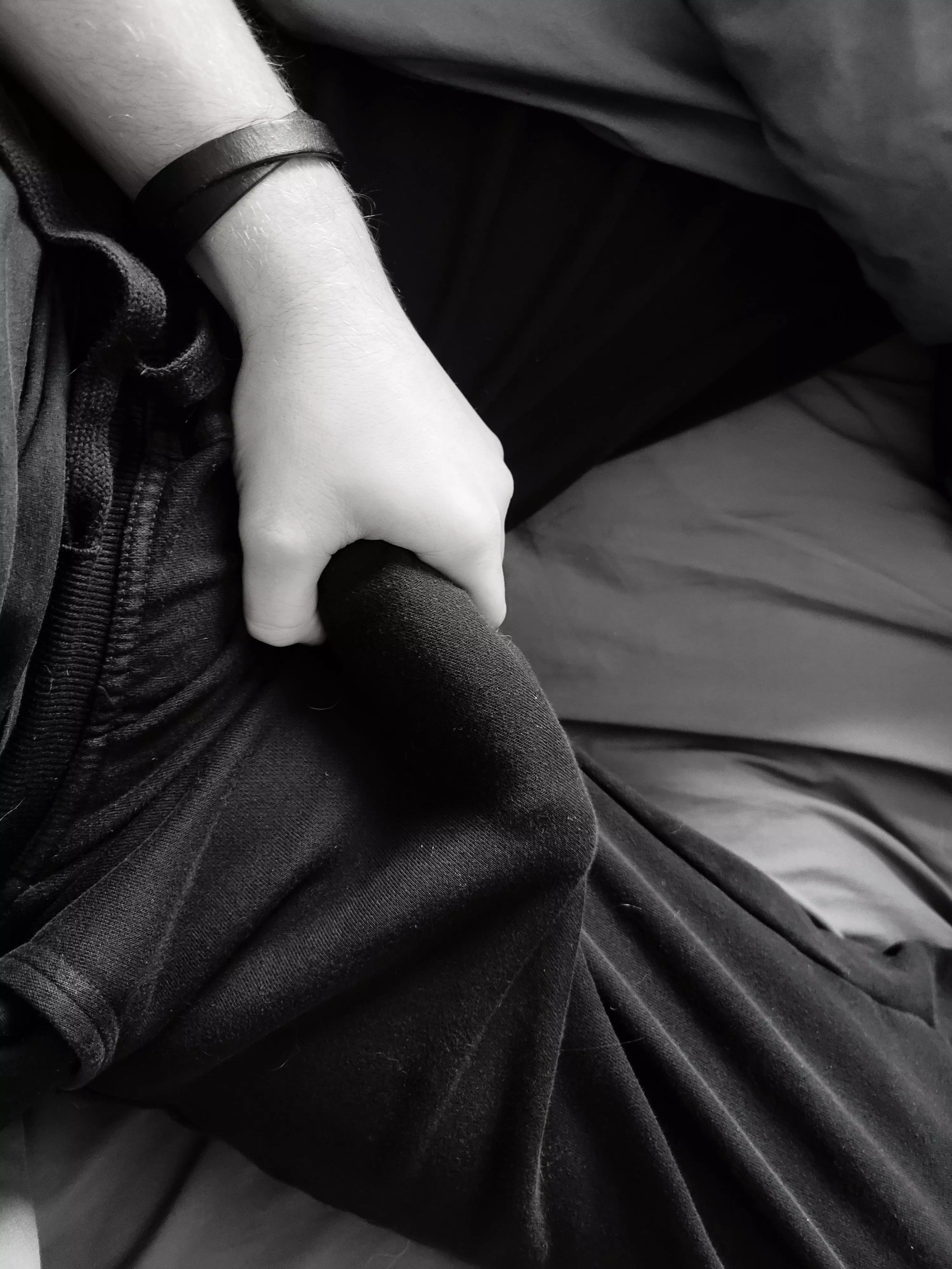 Too shy to show the whole thing off online so how is the bulge