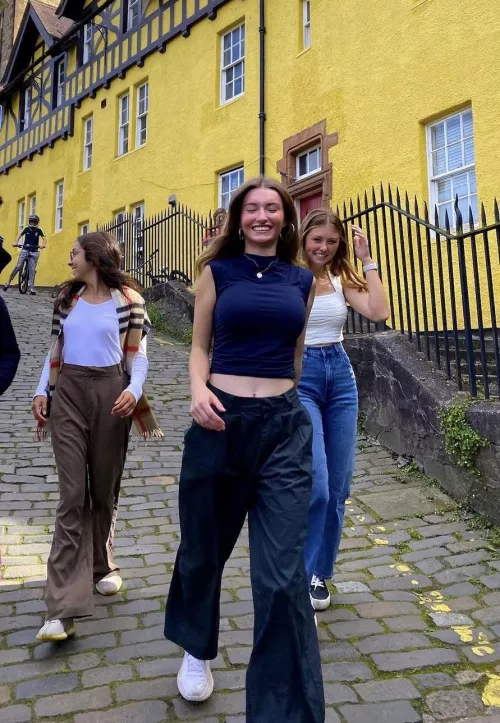 Main character bounce