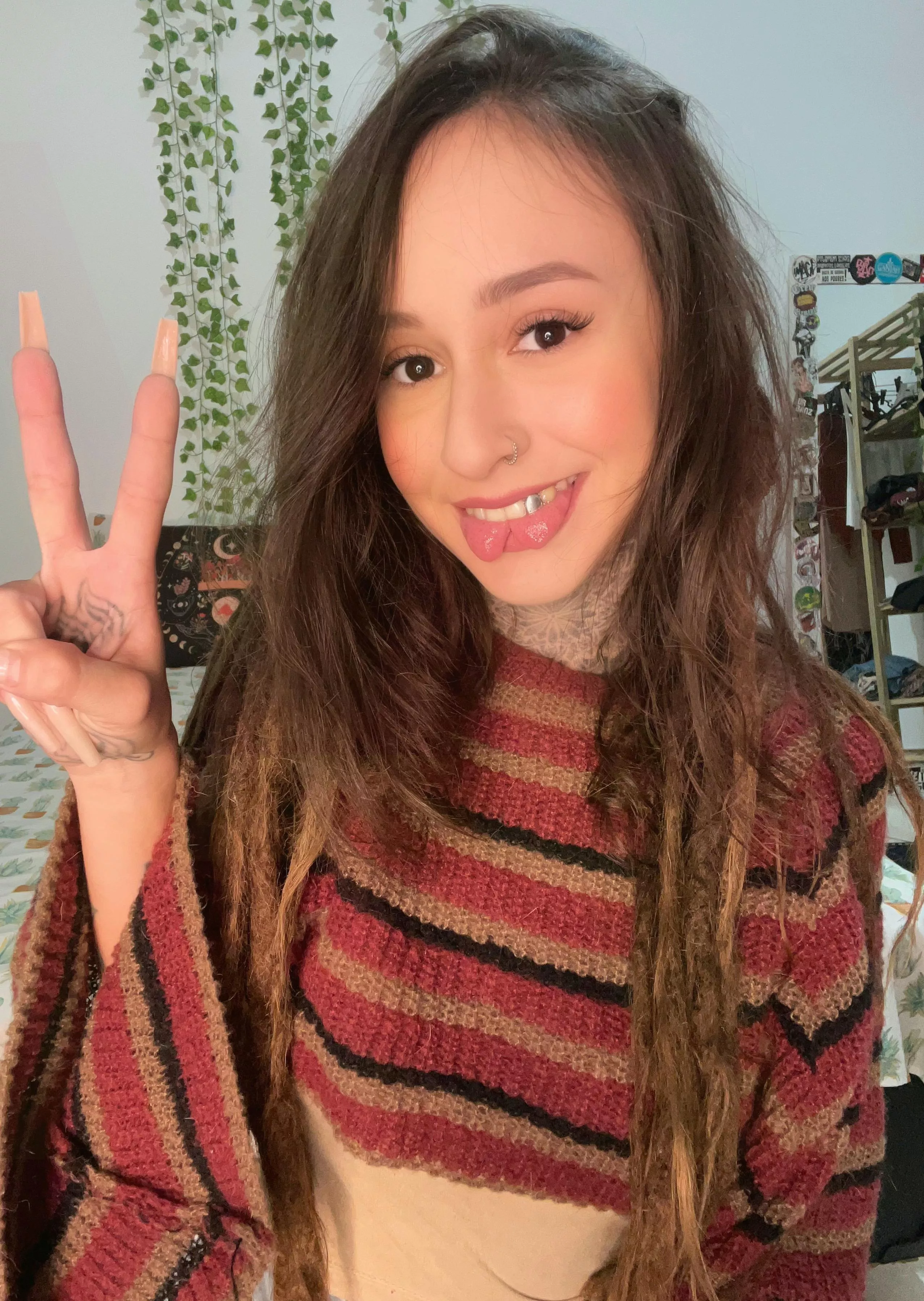 Would you cheat on your girlfriend to try this ass?