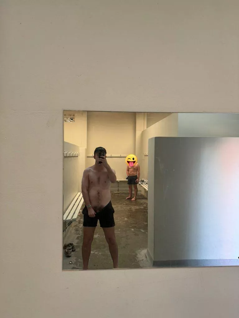 Getting caught while cruising at the beach 😜