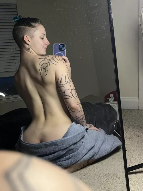 patiently waiting for someone who wants a big booty goth gf