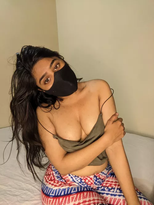 This is how I wait on my bed for you on our first date