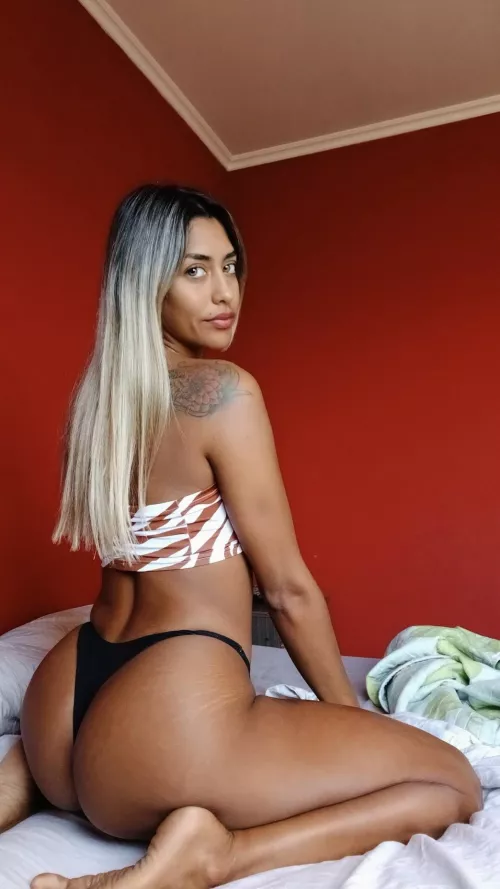 Can you spank these white cheeks..I’ve been a naughty girl