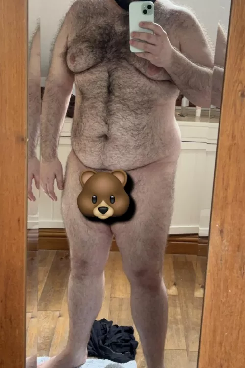 Daddy Bear 35 UK love gingers and blondes , looking for the opposite of myself chasers etc.